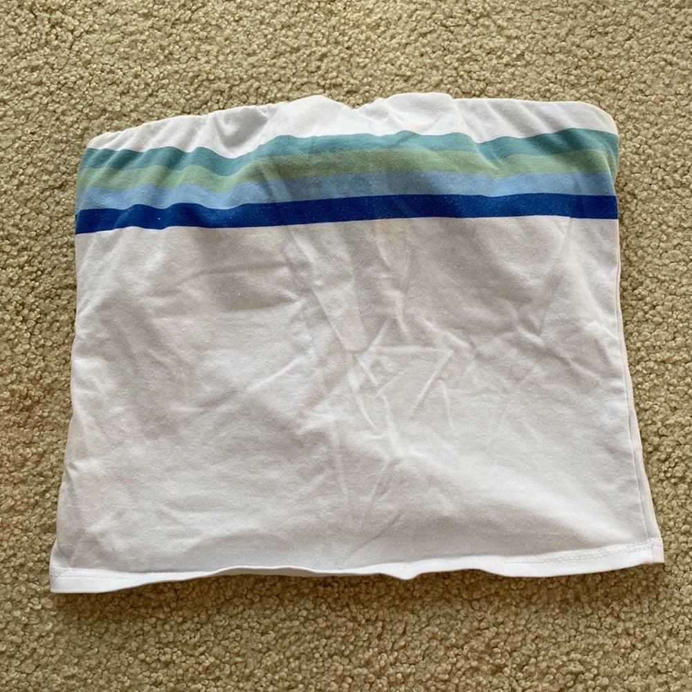 Tube top with stripe